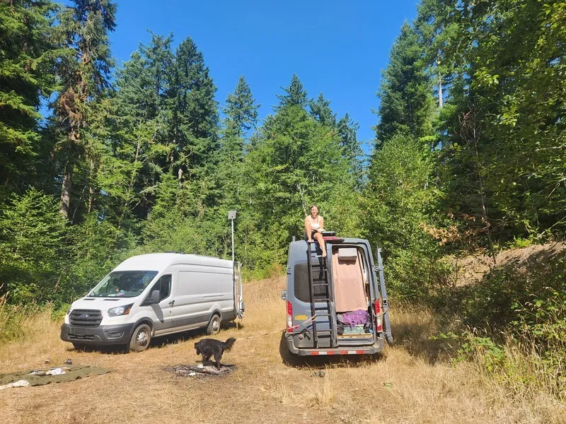 A van camp in Oregon